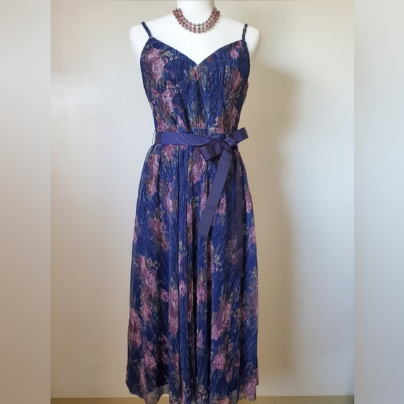 Forever Unique Glistening to Floral Dreams Midi Dress - Picture 3 of 13